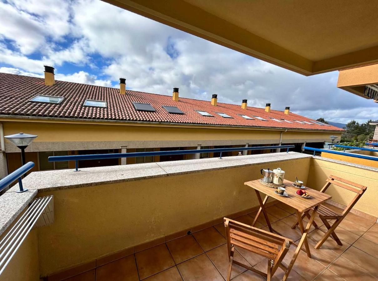 Apartamento Portosin Con Piscina Al Lado De La Playa Linteiros Exterior foto